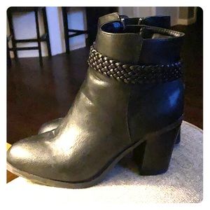 Ankle boots